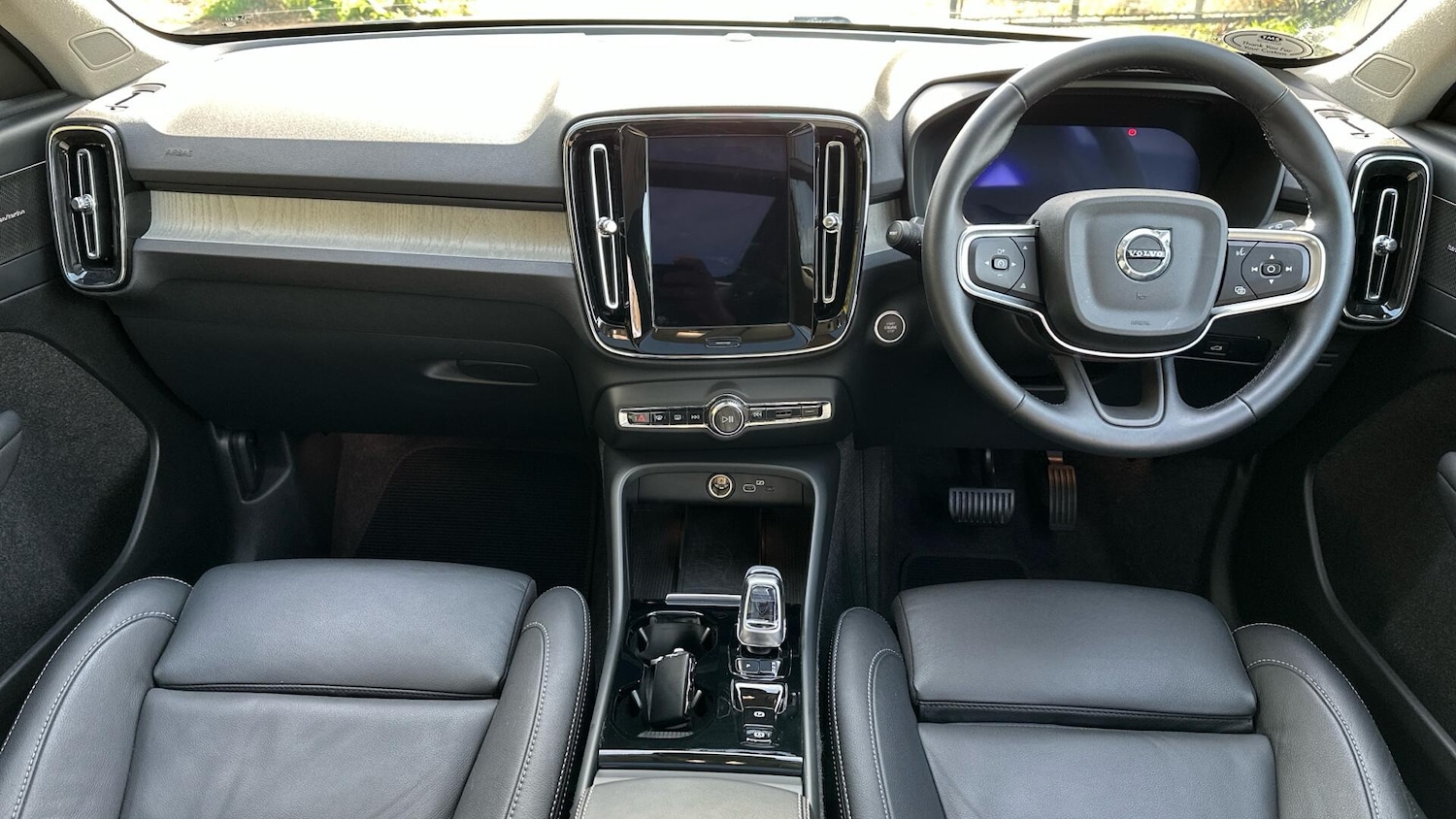 Used Volvo XC40 2024 for sale - 76336677: Photo 13