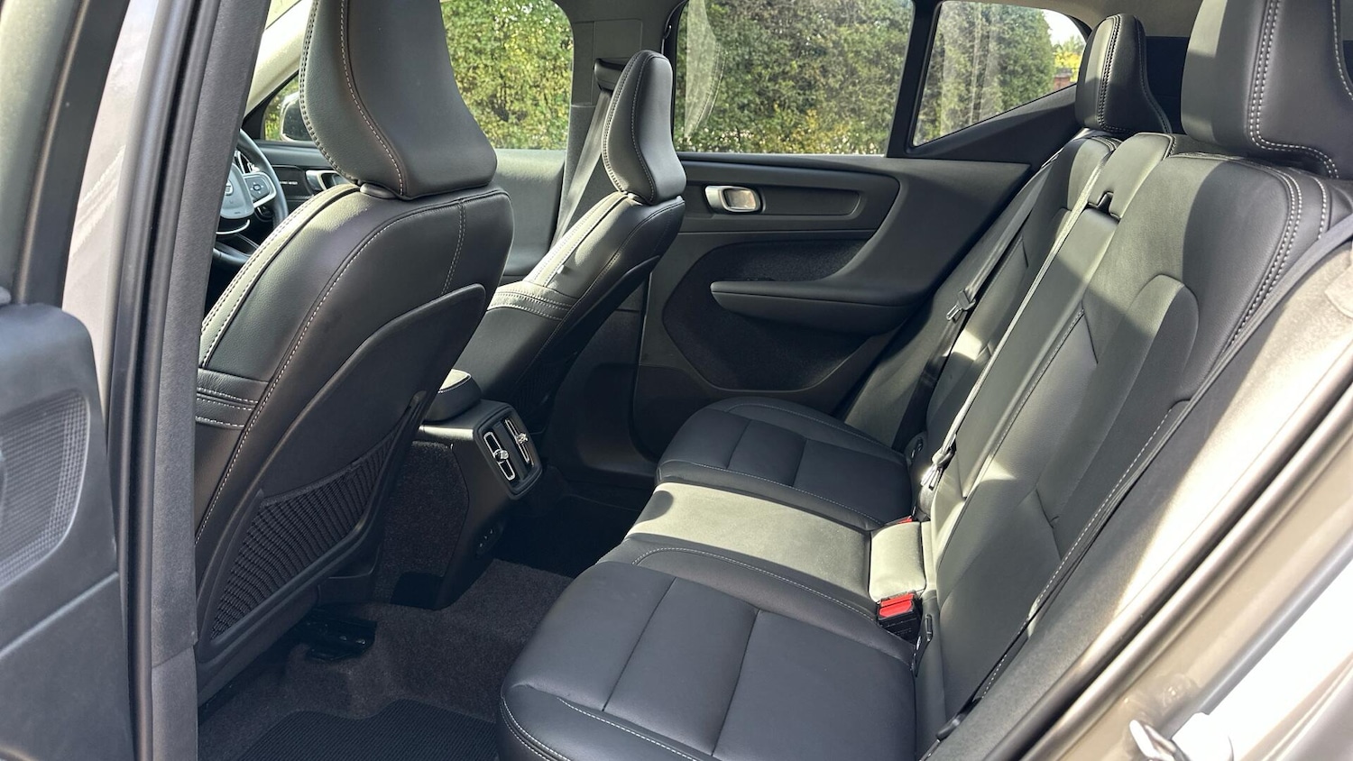 Used Volvo XC40 2024 for sale - 76336677: Photo 19