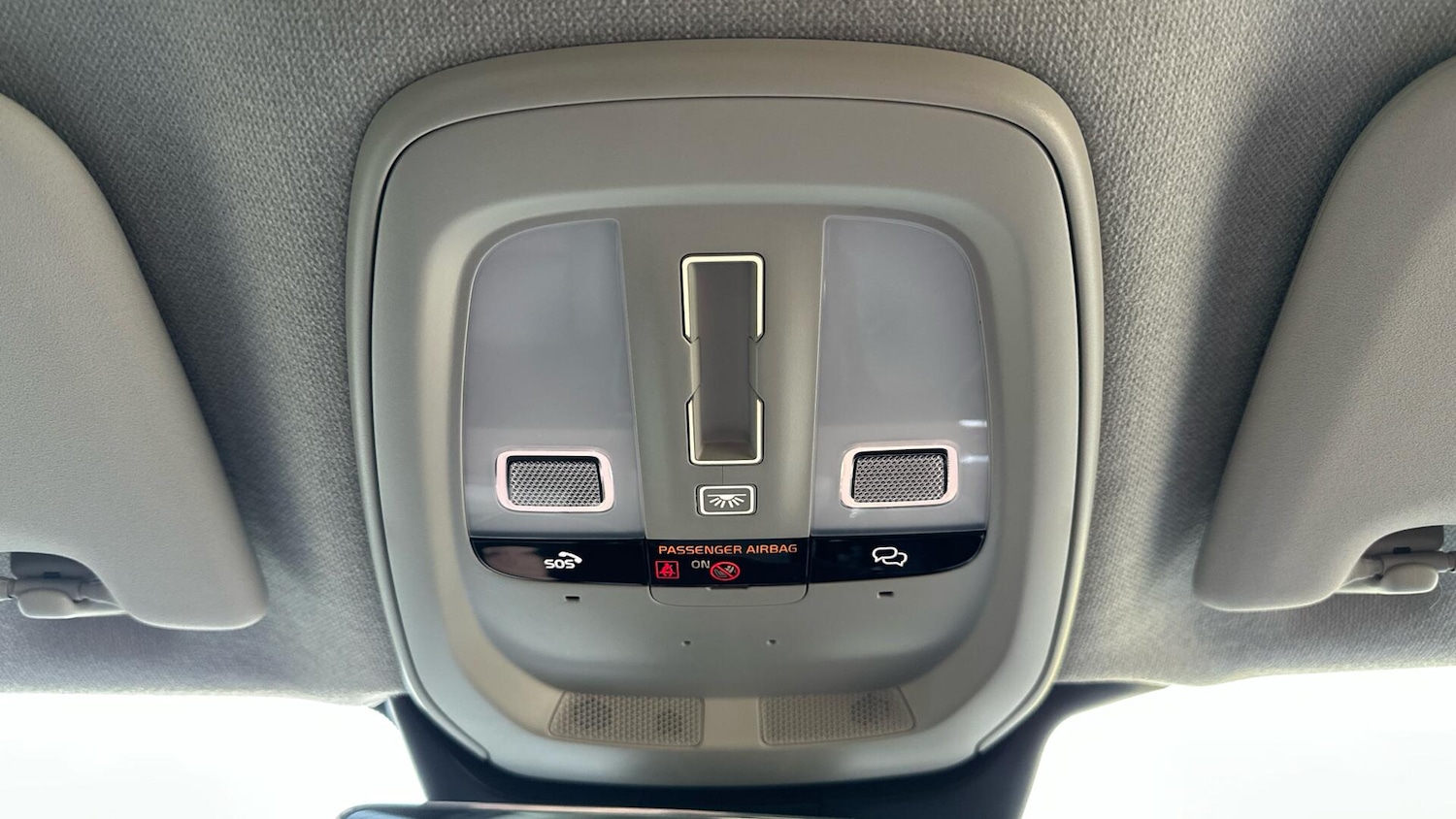 Used Volvo XC40 2024 for sale - 76336677: Photo 25