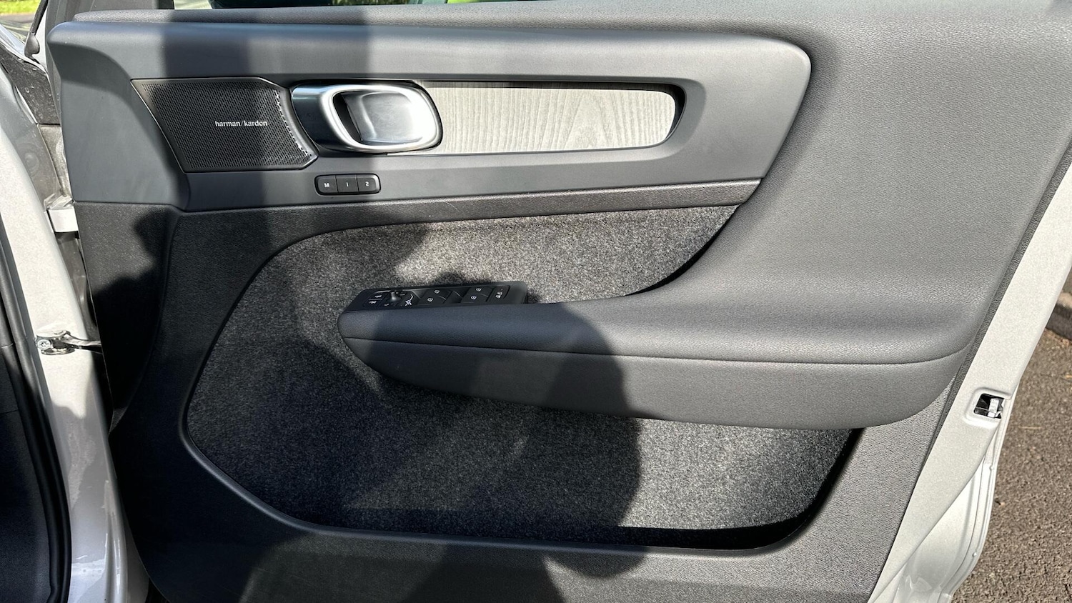 Used Volvo XC40 2024 for sale - 76336677: Photo 30