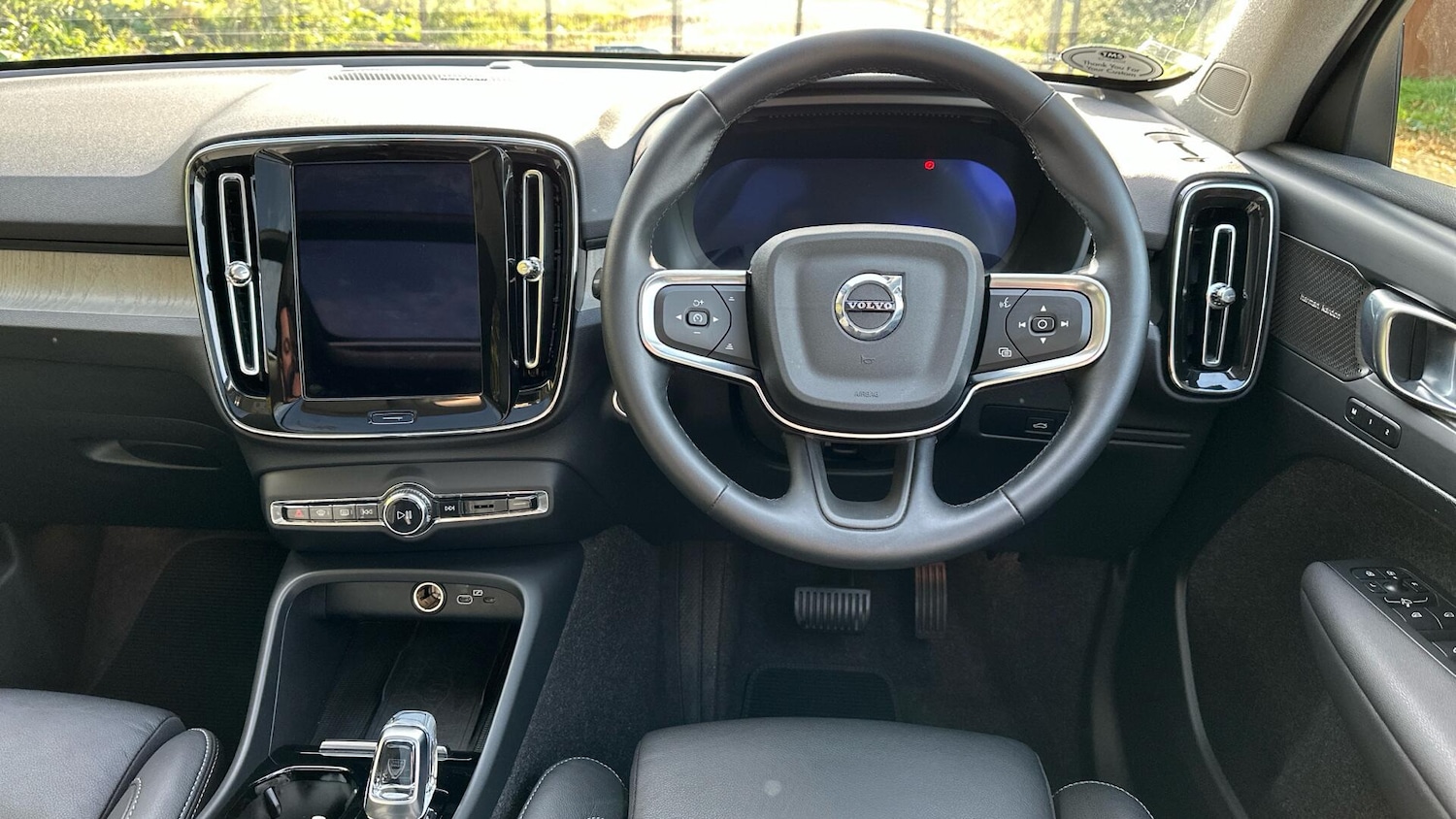 Used Volvo XC40 2024 for sale - 76336677: Photo 42