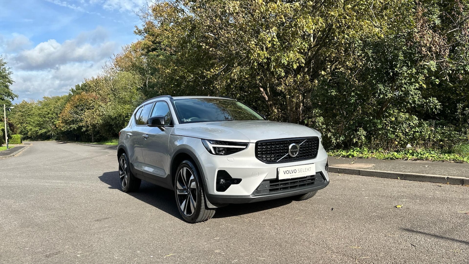 Used Volvo XC40 2024 for sale - 76336677: Photo 5