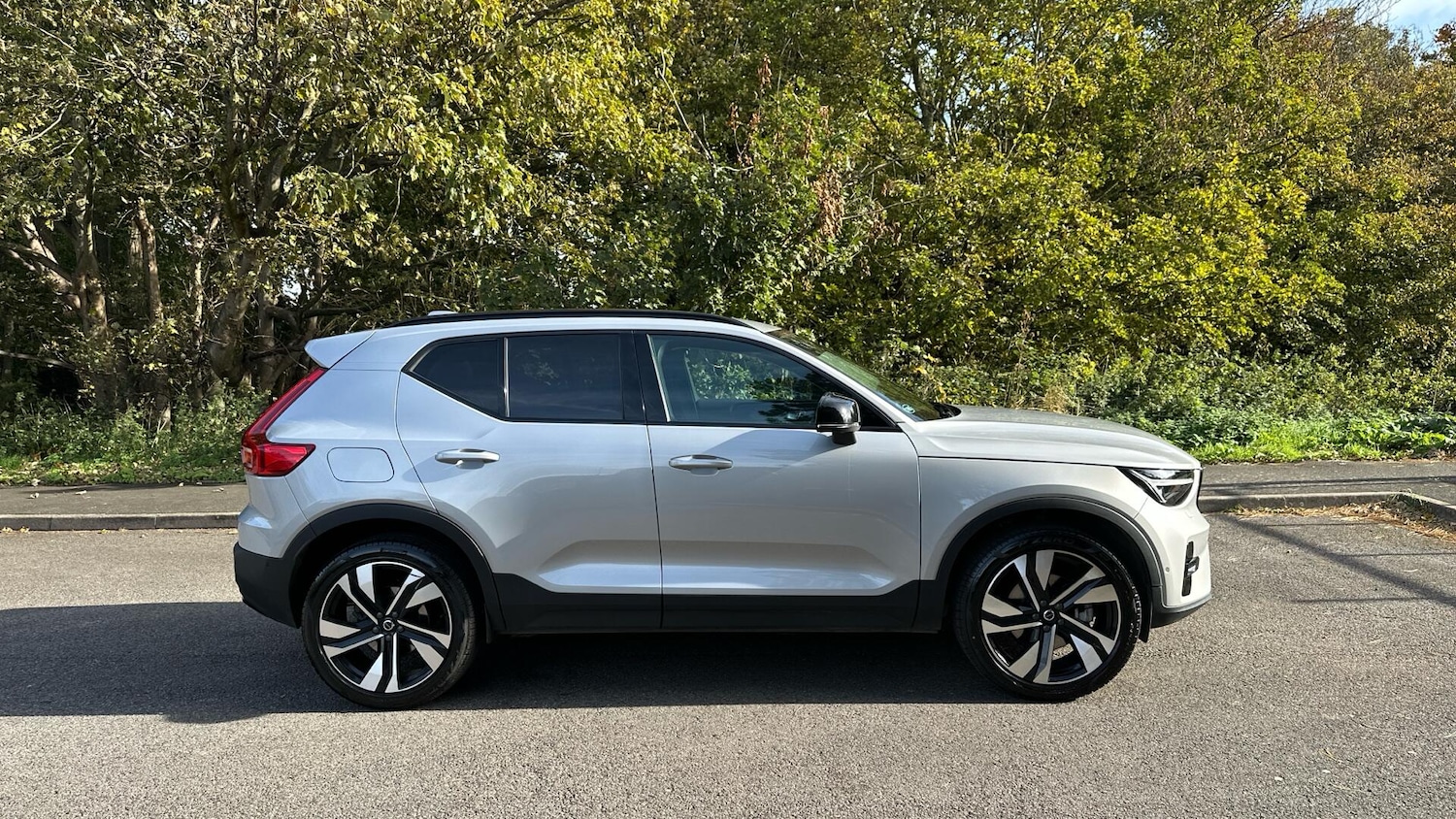 Used Volvo XC40 2024 for sale - 76336677: Photo 9