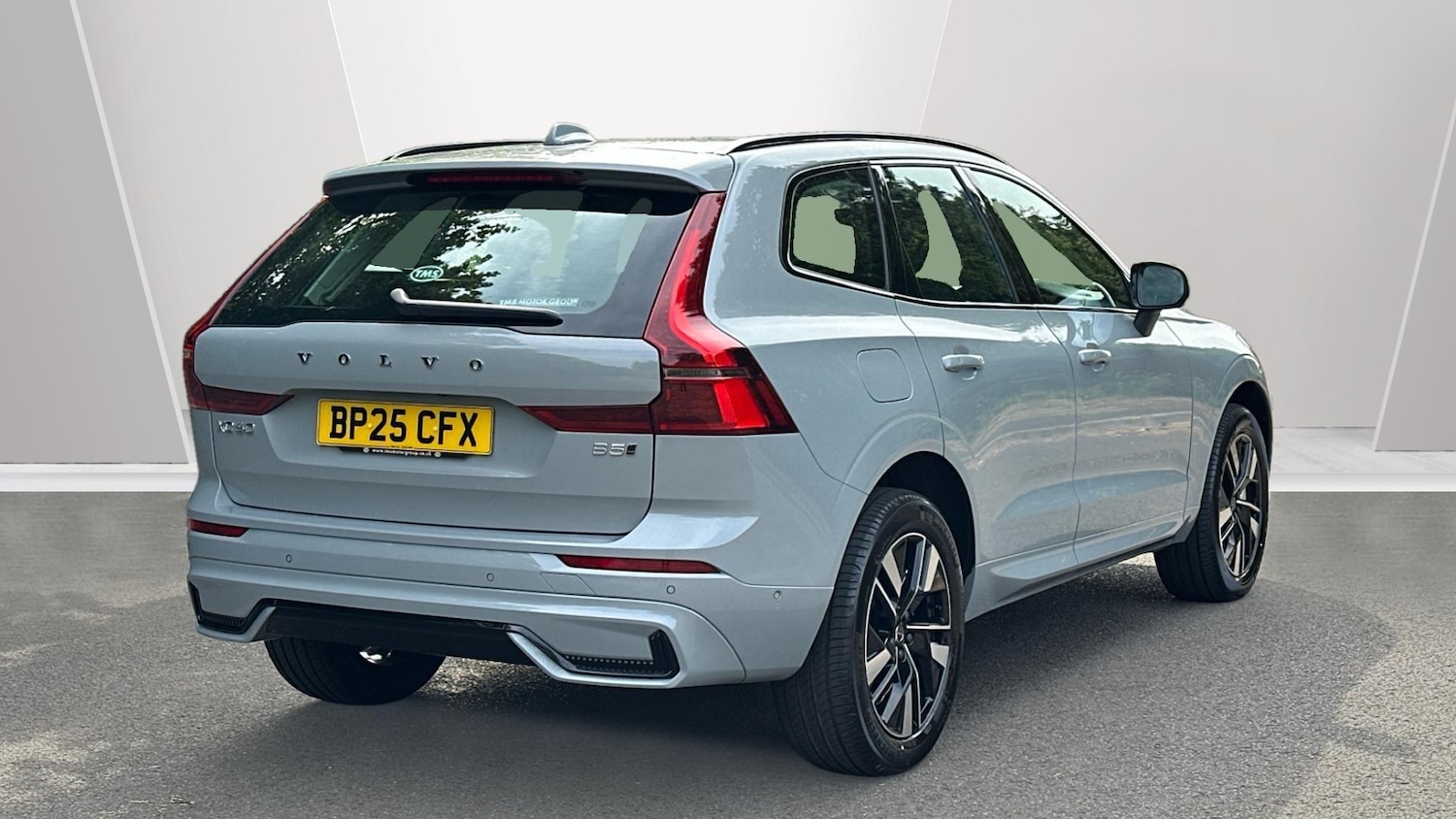 Used Volvo XC60 2025 for sale - 76336305: Photo 2