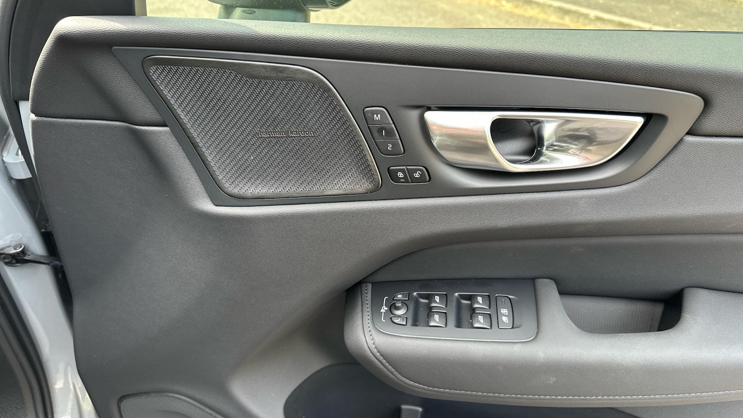 Used Volvo XC60 2025 for sale - 76336305: Photo 33