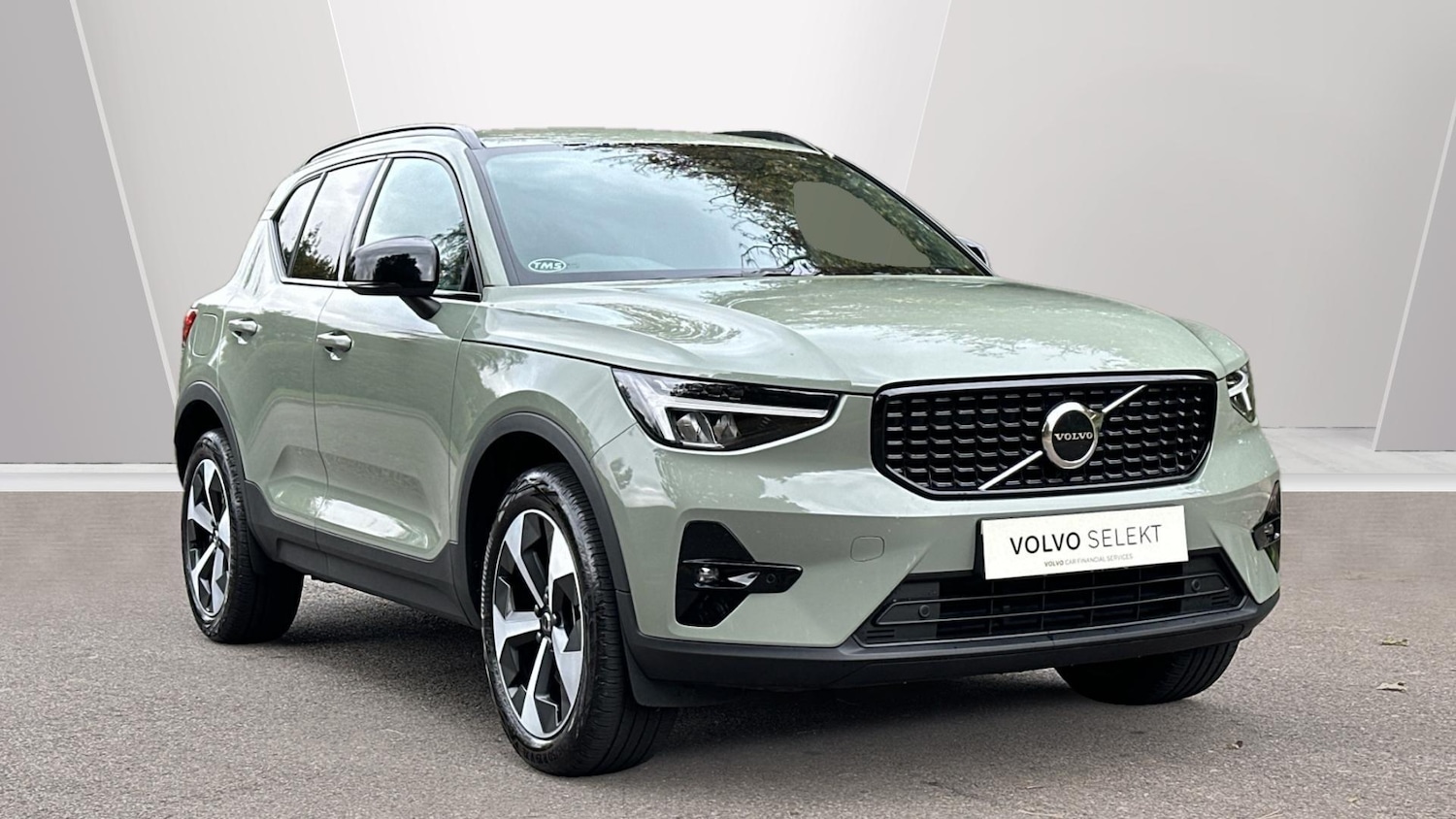 Used Volvo XC40 2025 for sale - 76336341: Photo 1