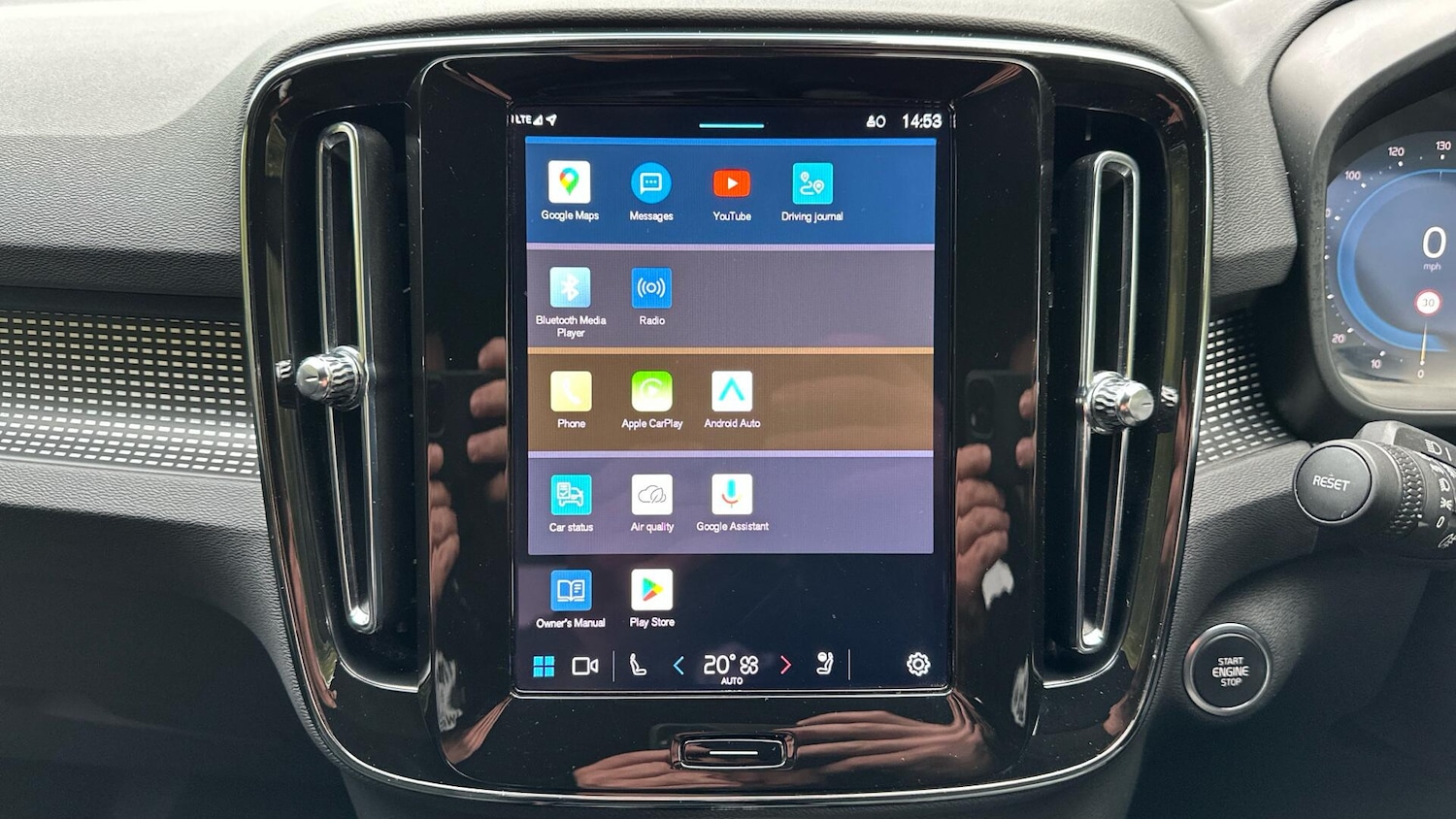 Used Volvo XC40 2025 for sale - 76336341: Photo 36