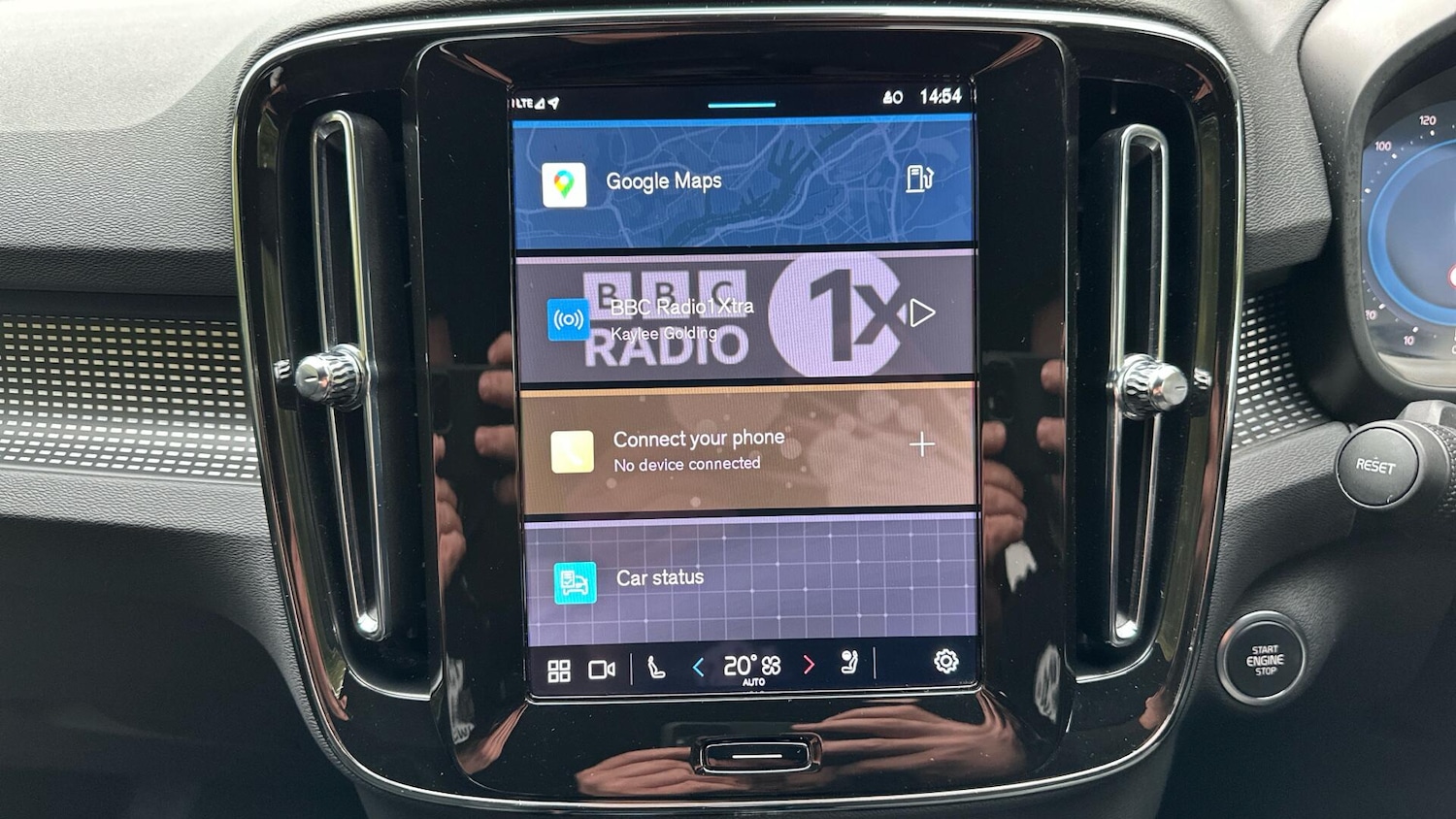 Used Volvo XC40 2025 for sale - 76336341: Photo 39