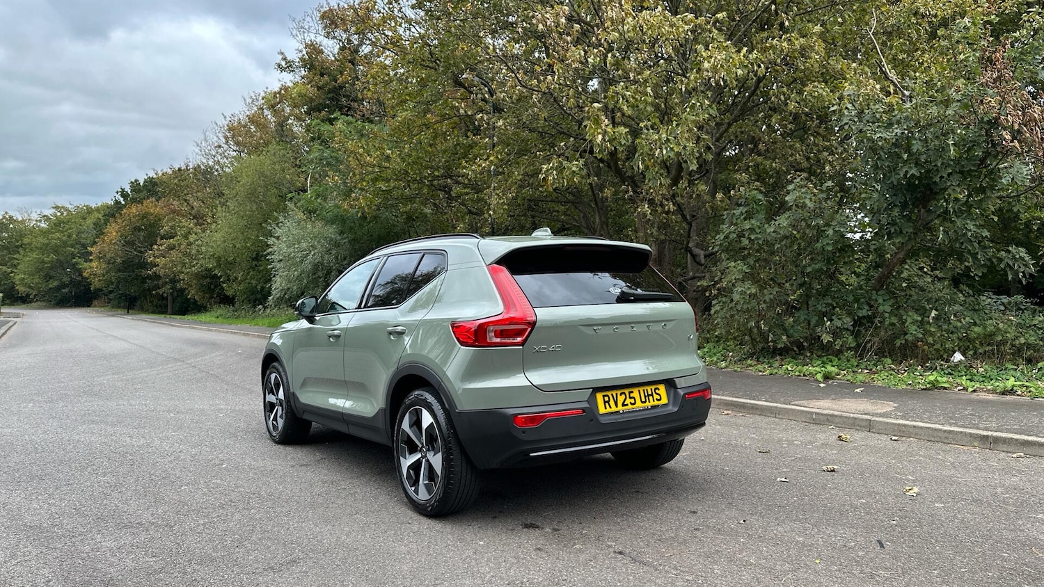 Used Volvo XC40 2025 for sale - 76336341: Photo 4