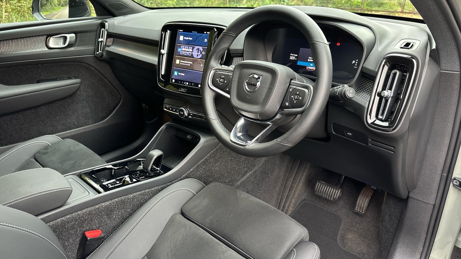 Used Volvo XC40 2025 for sale - 76336341: Photo 46