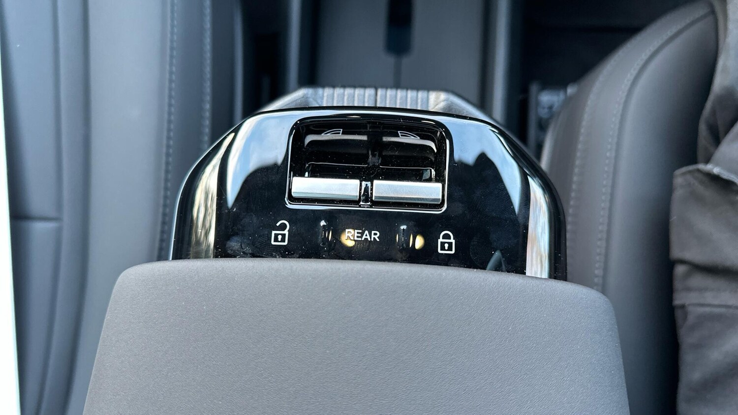 Used Volvo EX30 2025 for sale - 77015778: Photo 43