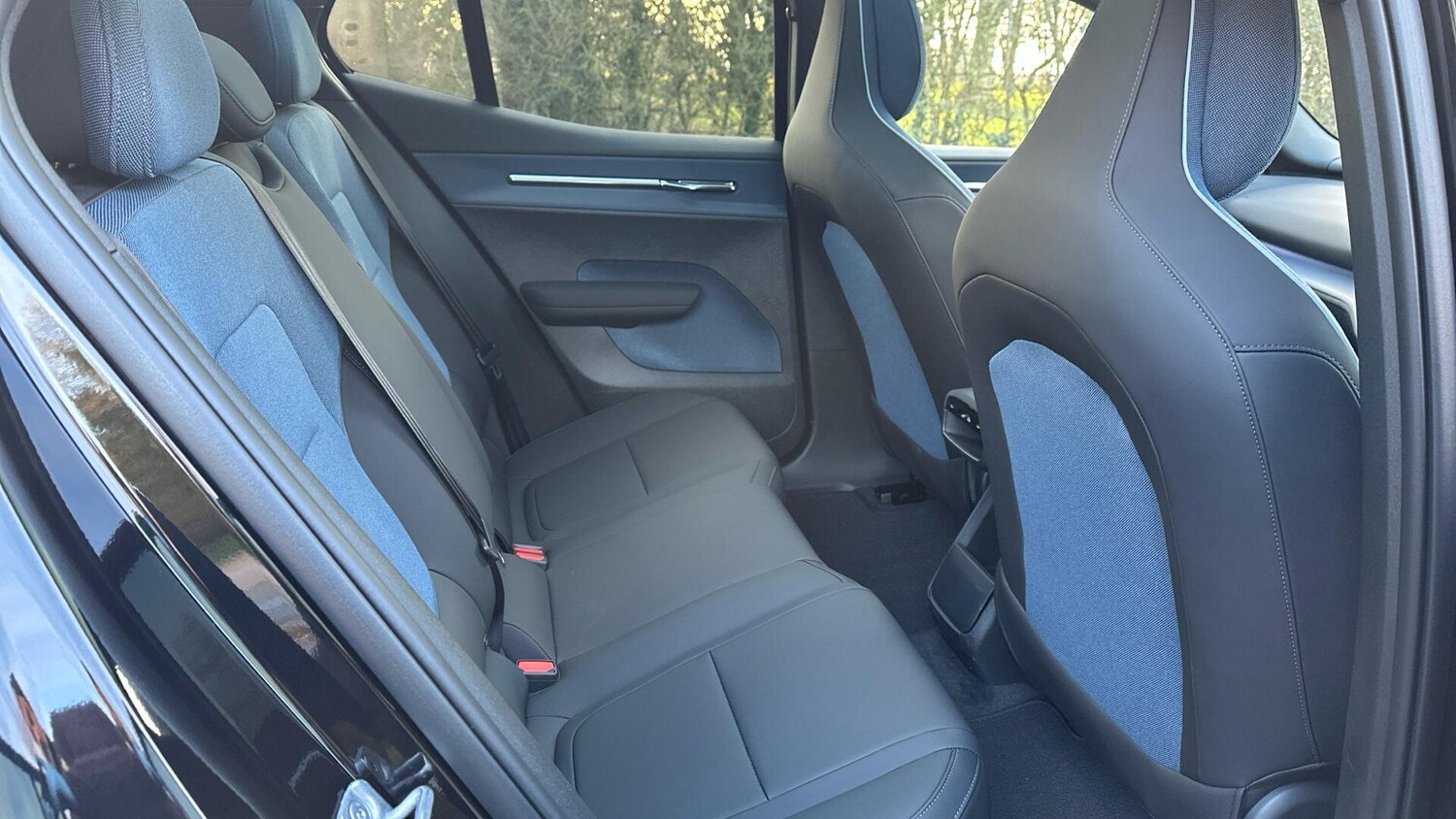 Used Volvo EX30 2025 for sale - 77015778: Photo 6