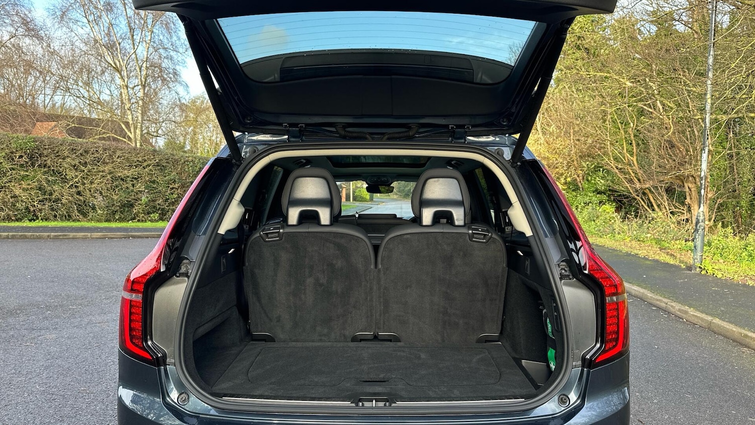 Used Volvo XC90 2025 for sale - 77040969: Photo 13