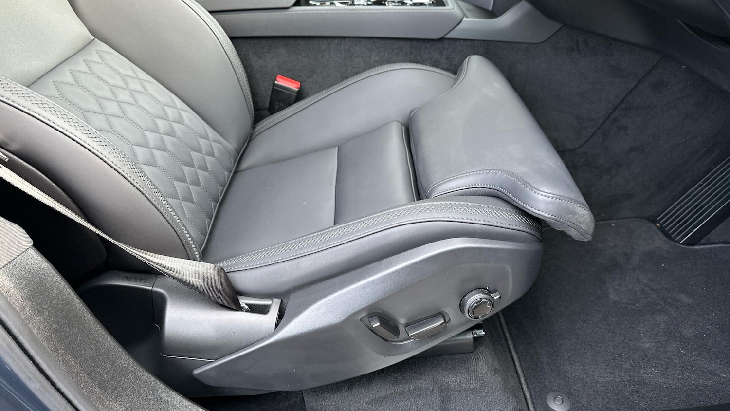 Used Volvo XC90 2025 for sale - 77040969: Photo 30