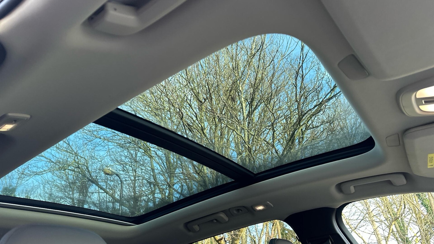 Used Volvo XC90 2025 for sale - 77040969: Photo 31