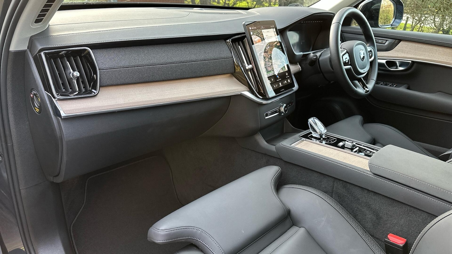 Used Volvo XC90 2025 for sale - 77040969: Photo 39