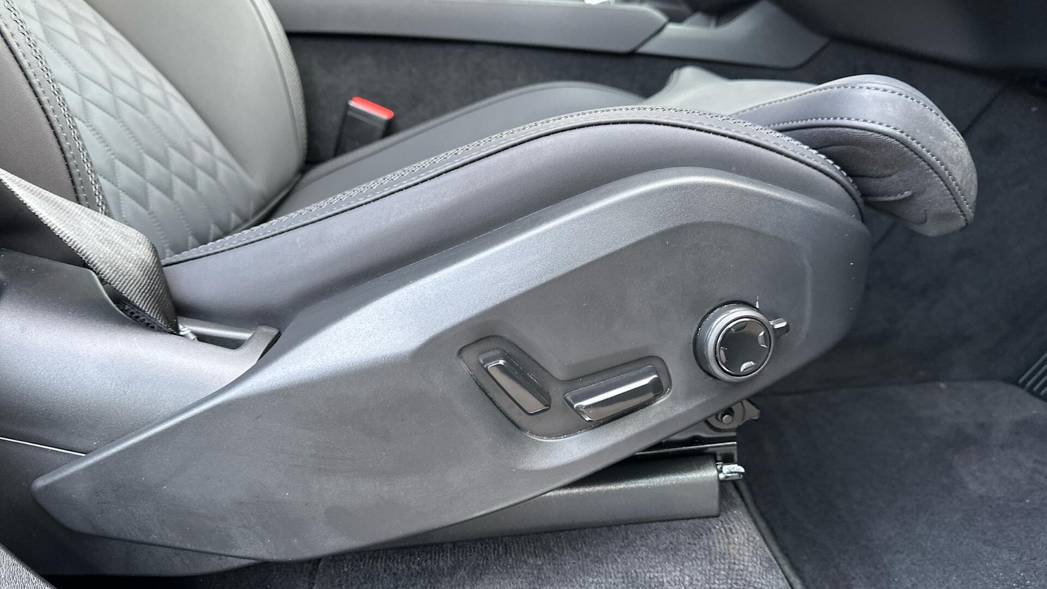 Used Volvo XC90 2025 for sale - 77040969: Photo 44