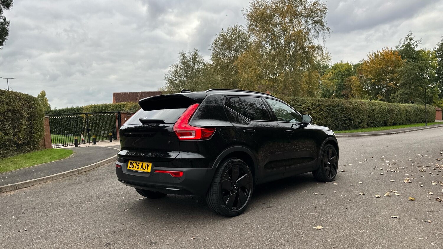 Used Volvo XC40 2025 for sale - 77672918: Photo 11