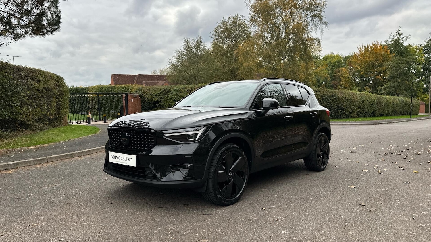 Used Volvo XC40 2025 for sale - 77672918: Photo 3