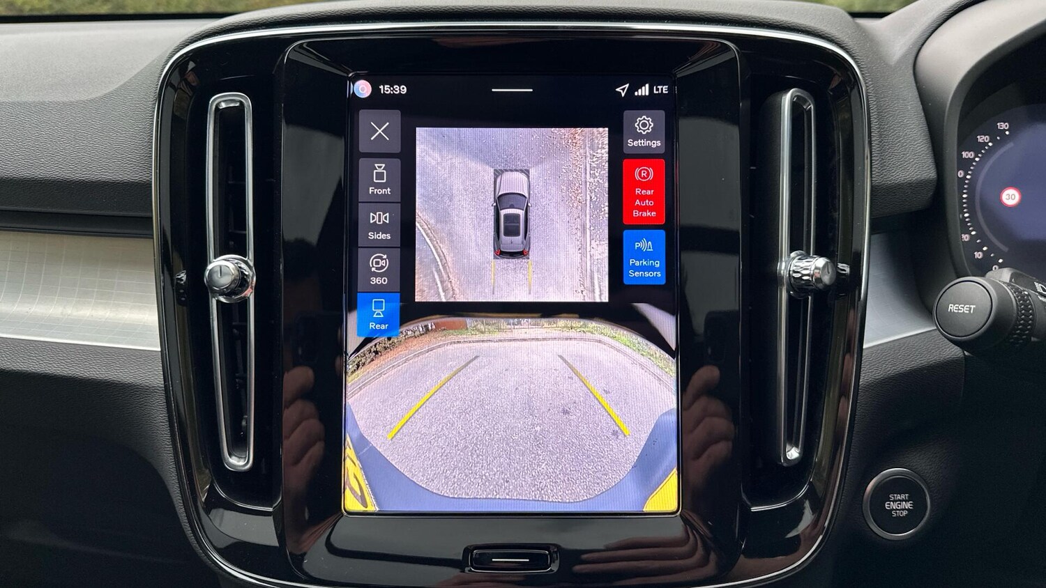 Used Volvo XC40 2025 for sale - 77672918: Photo 39