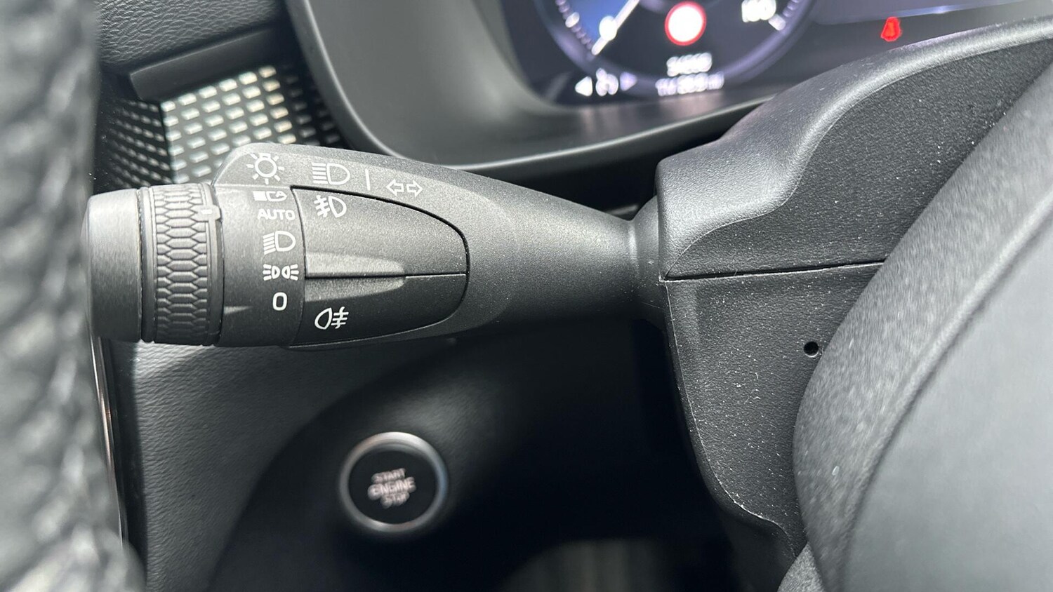 Used Volvo XC40 2021 for sale - 77510814: Photo 43