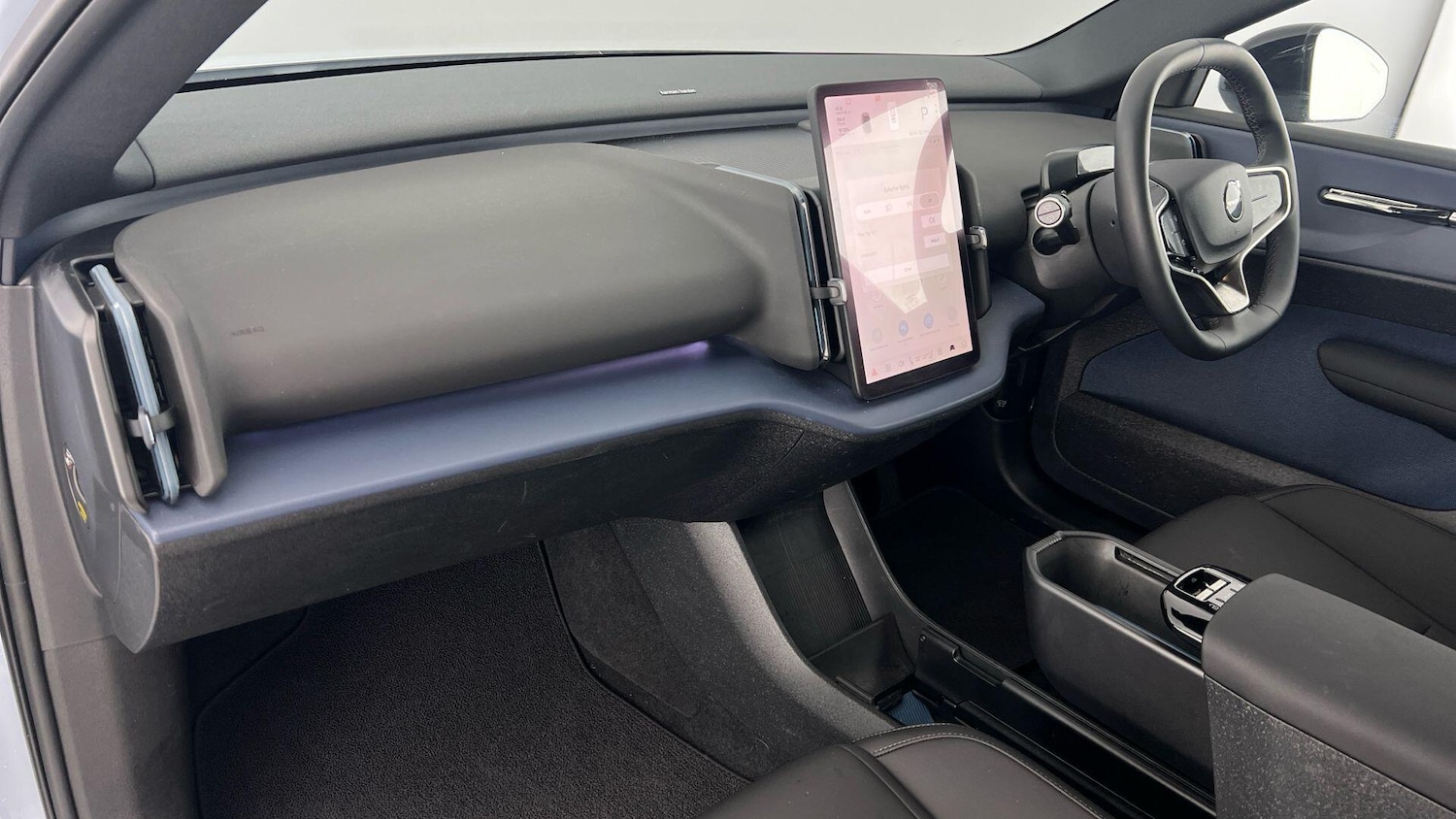 Used Volvo EX30 2024 for sale - 77376377: Photo 4