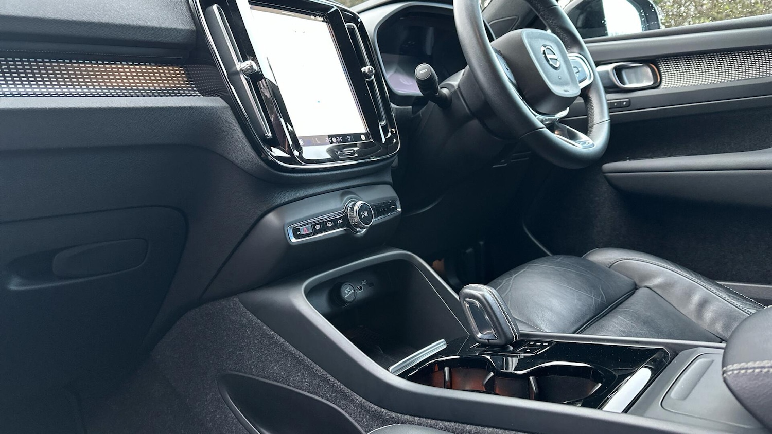 Used Volvo XC40 2021 for sale - 76607216: Photo 38