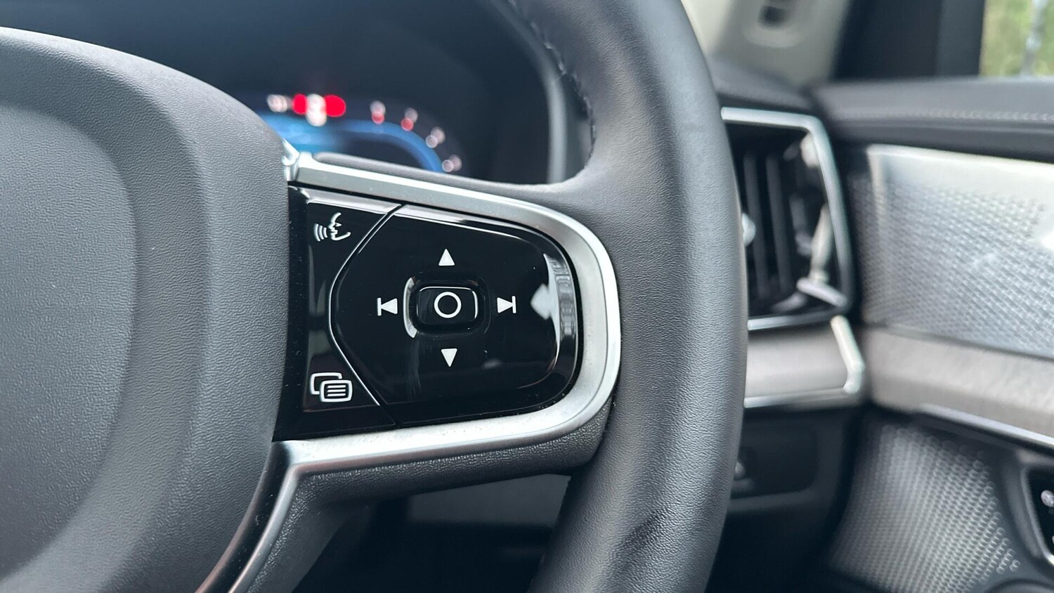 Used Volvo XC90 2025 for sale - 77672945: Photo 22