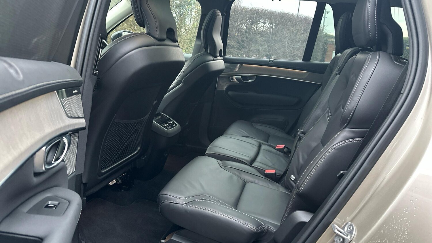 Used Volvo XC90 2025 for sale - 77672945: Photo 33