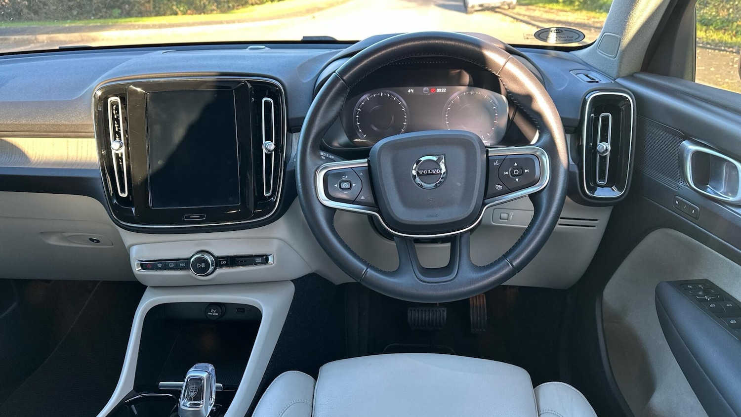 Used Volvo XC40 2020 for sale - 76771922: Photo 10