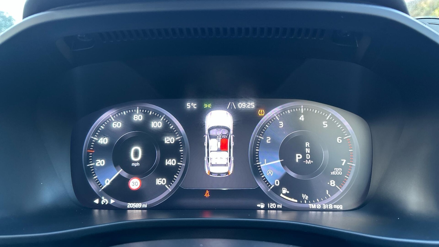 Used Volvo XC40 2020 for sale - 76771922: Photo 11