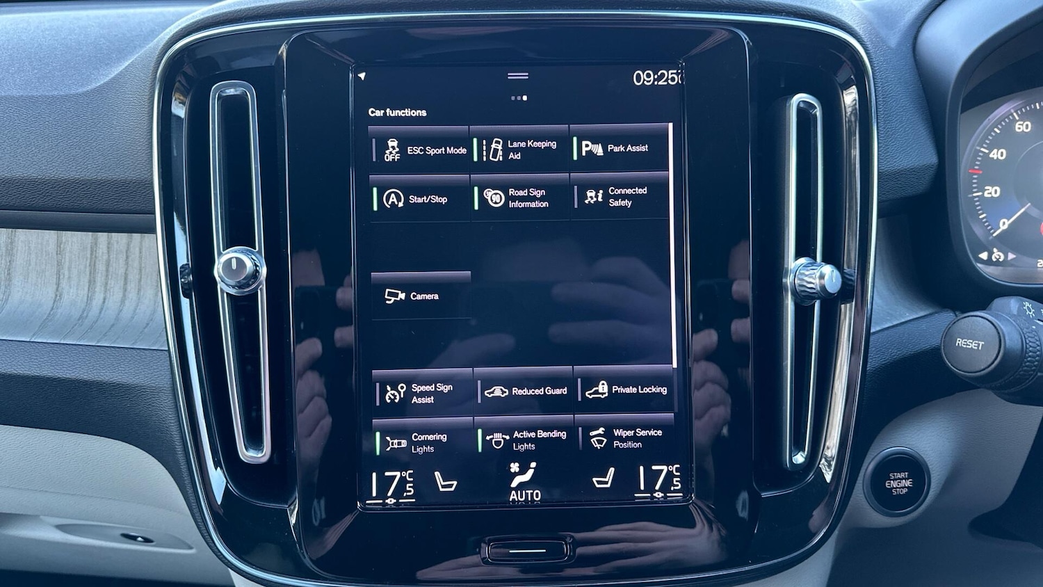 Used Volvo XC40 2020 for sale - 76771922: Photo 12