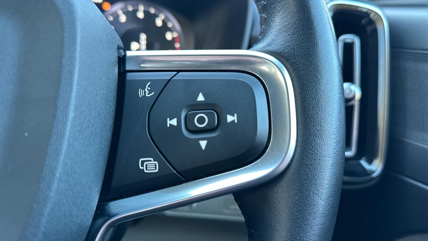 Used Volvo XC40 2020 for sale - 76771922: Photo 22