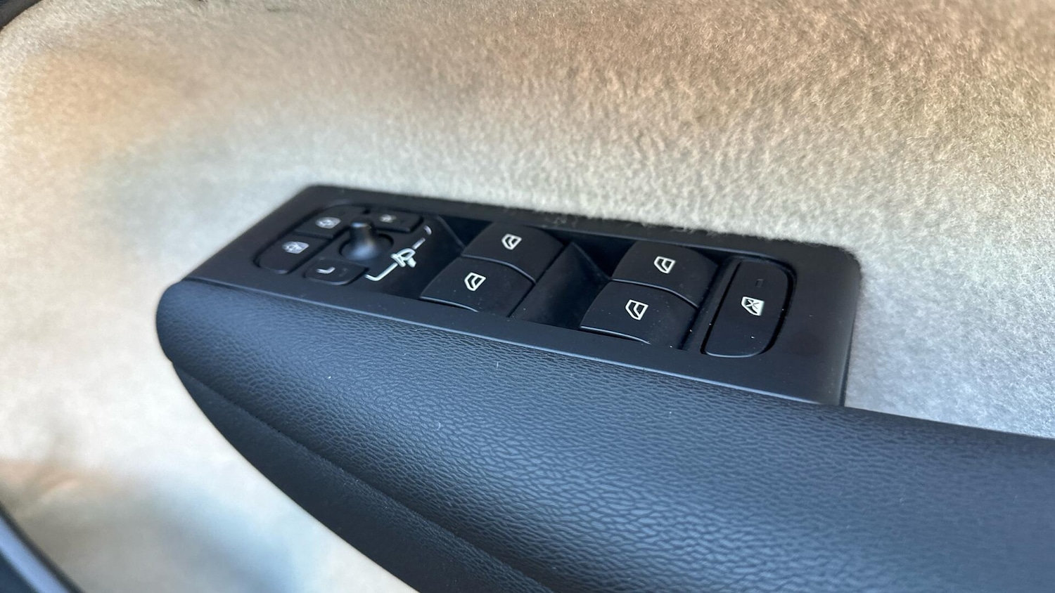 Used Volvo XC40 2020 for sale - 76771922: Photo 24