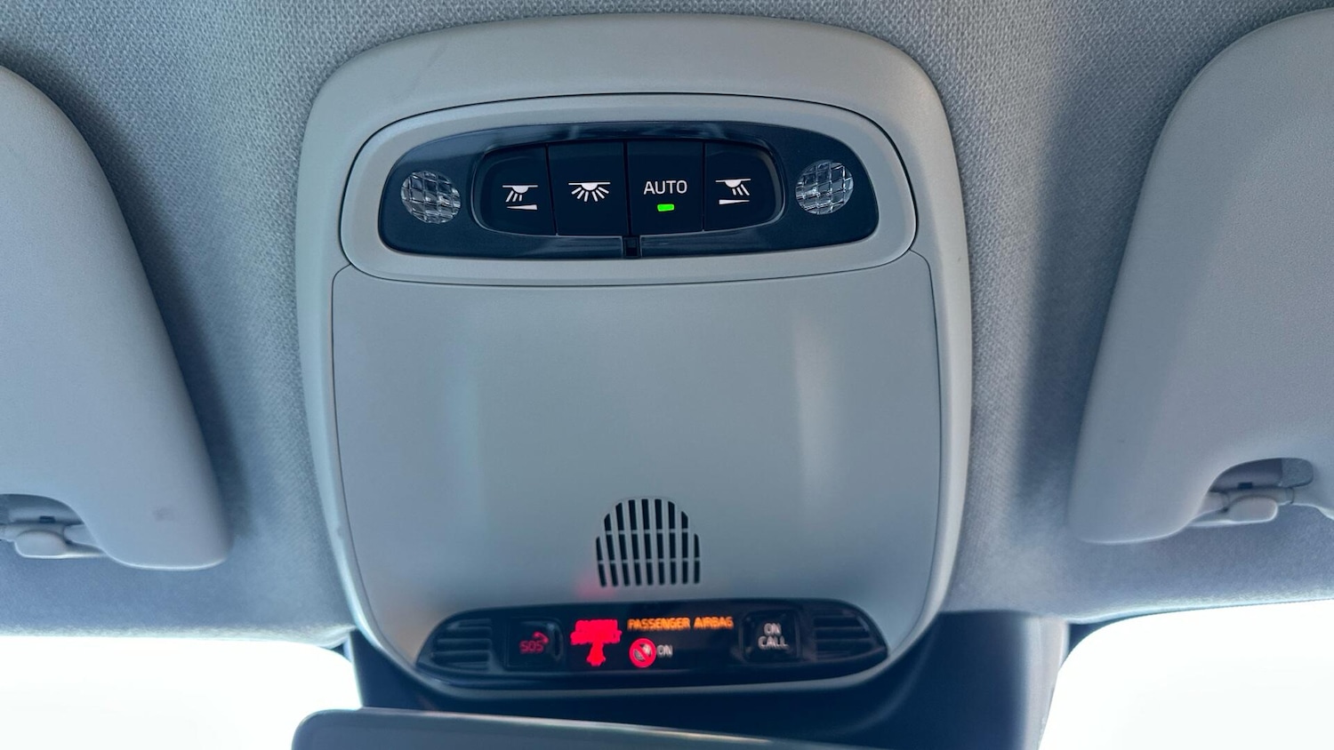 Used Volvo XC40 2020 for sale - 76771922: Photo 28