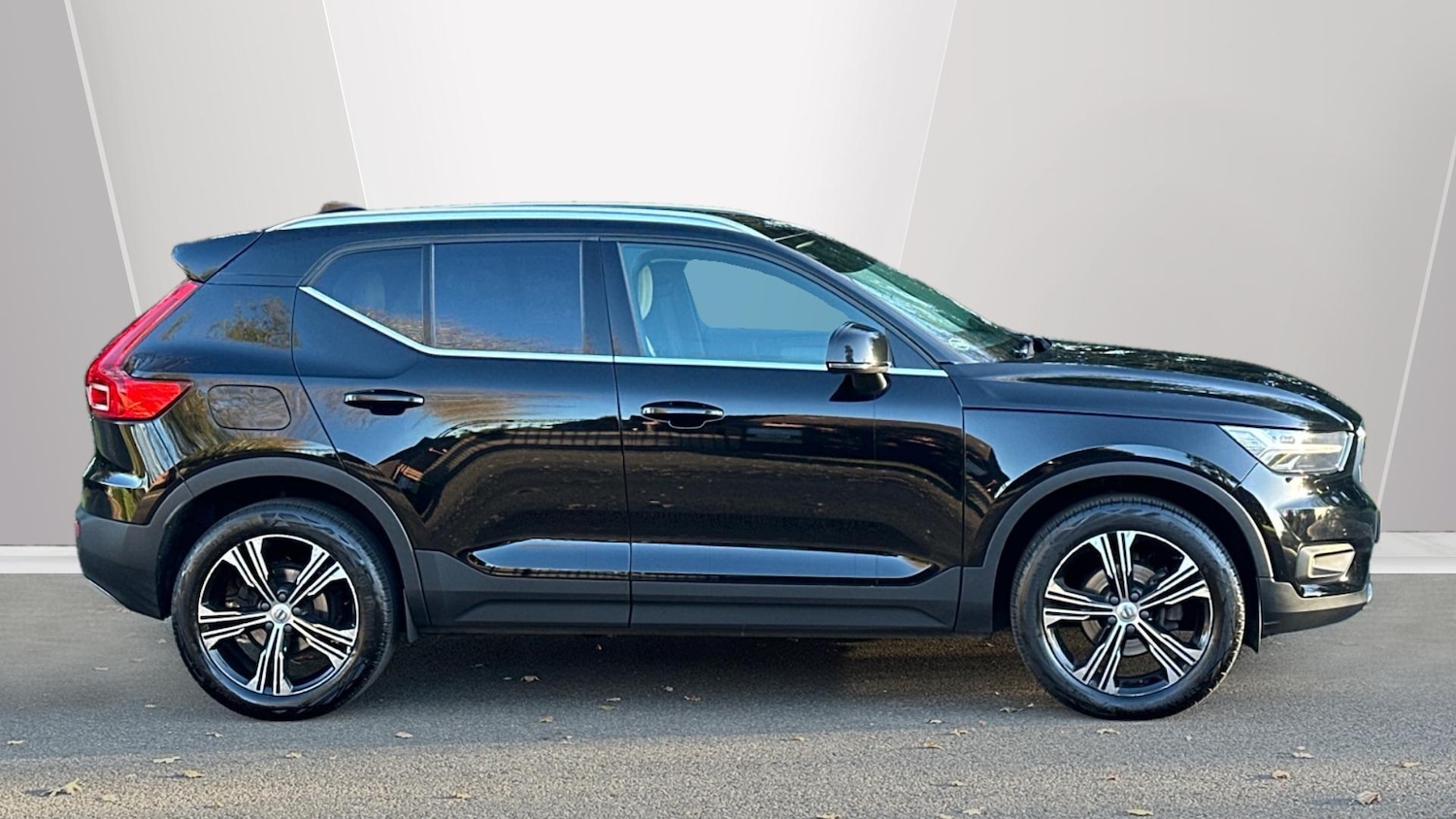 Used Volvo XC40 2020 for sale - 76771922: Photo 3