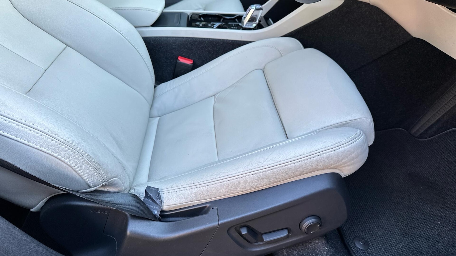 Used Volvo XC40 2020 for sale - 76771922: Photo 30