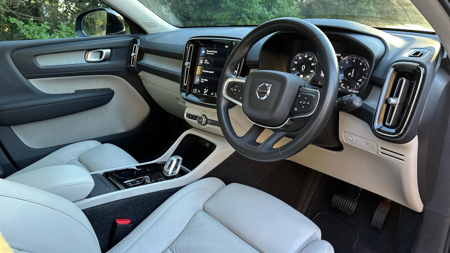 Used Volvo XC40 2020 for sale - 76771922: Photo 4