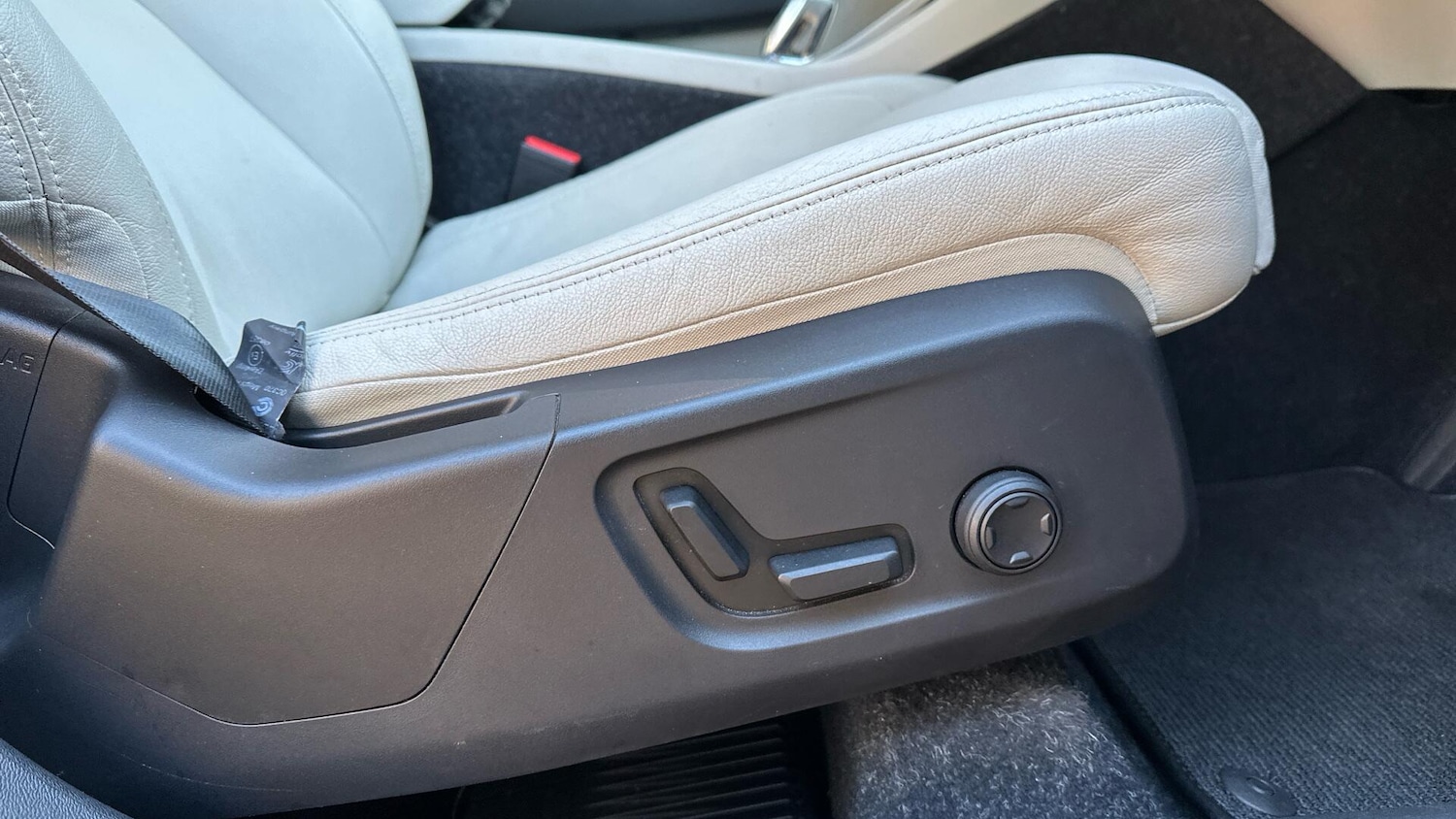 Used Volvo XC40 2020 for sale - 76771922: Photo 45