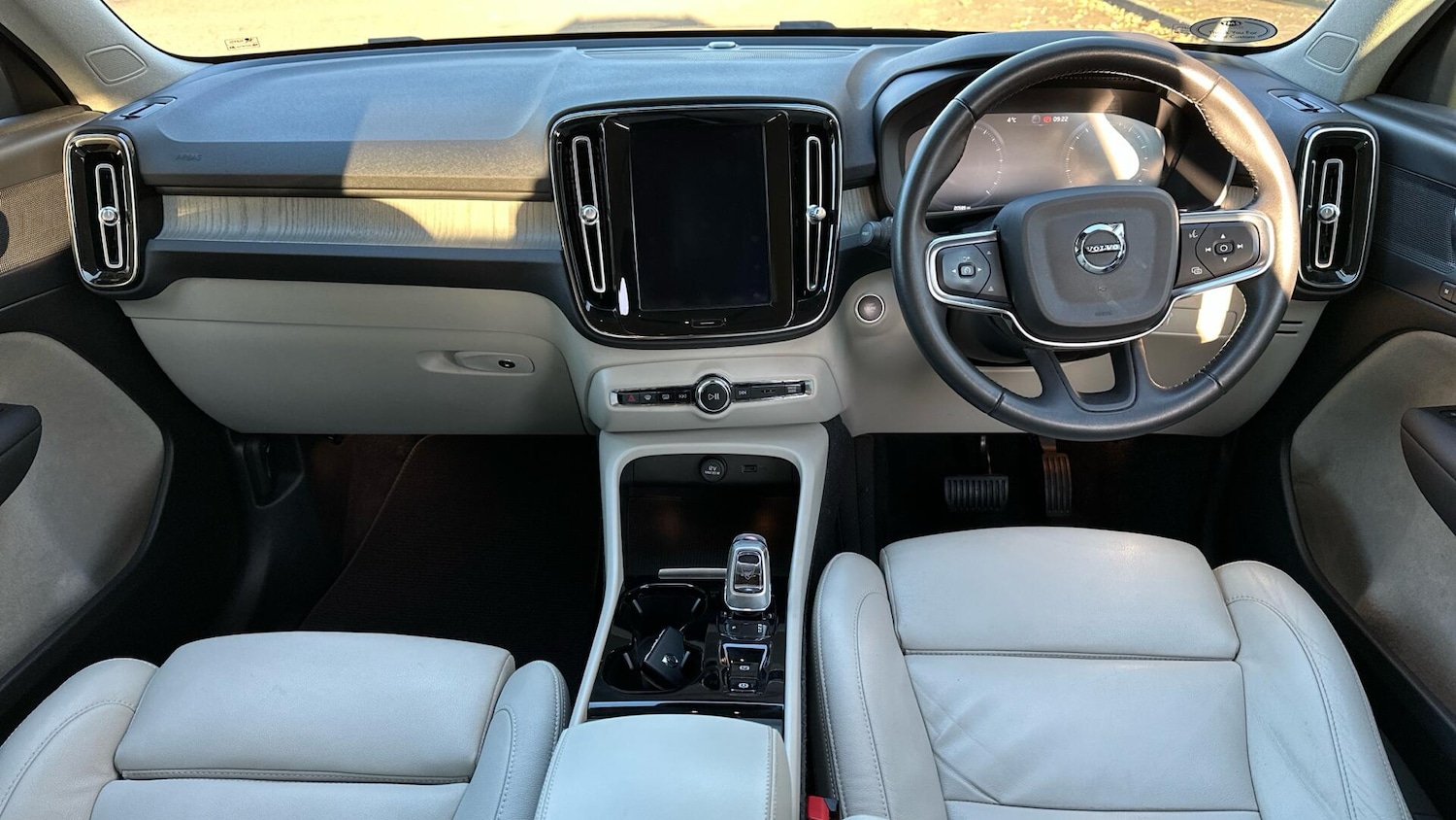 Used Volvo XC40 2020 for sale - 76771922: Photo 5