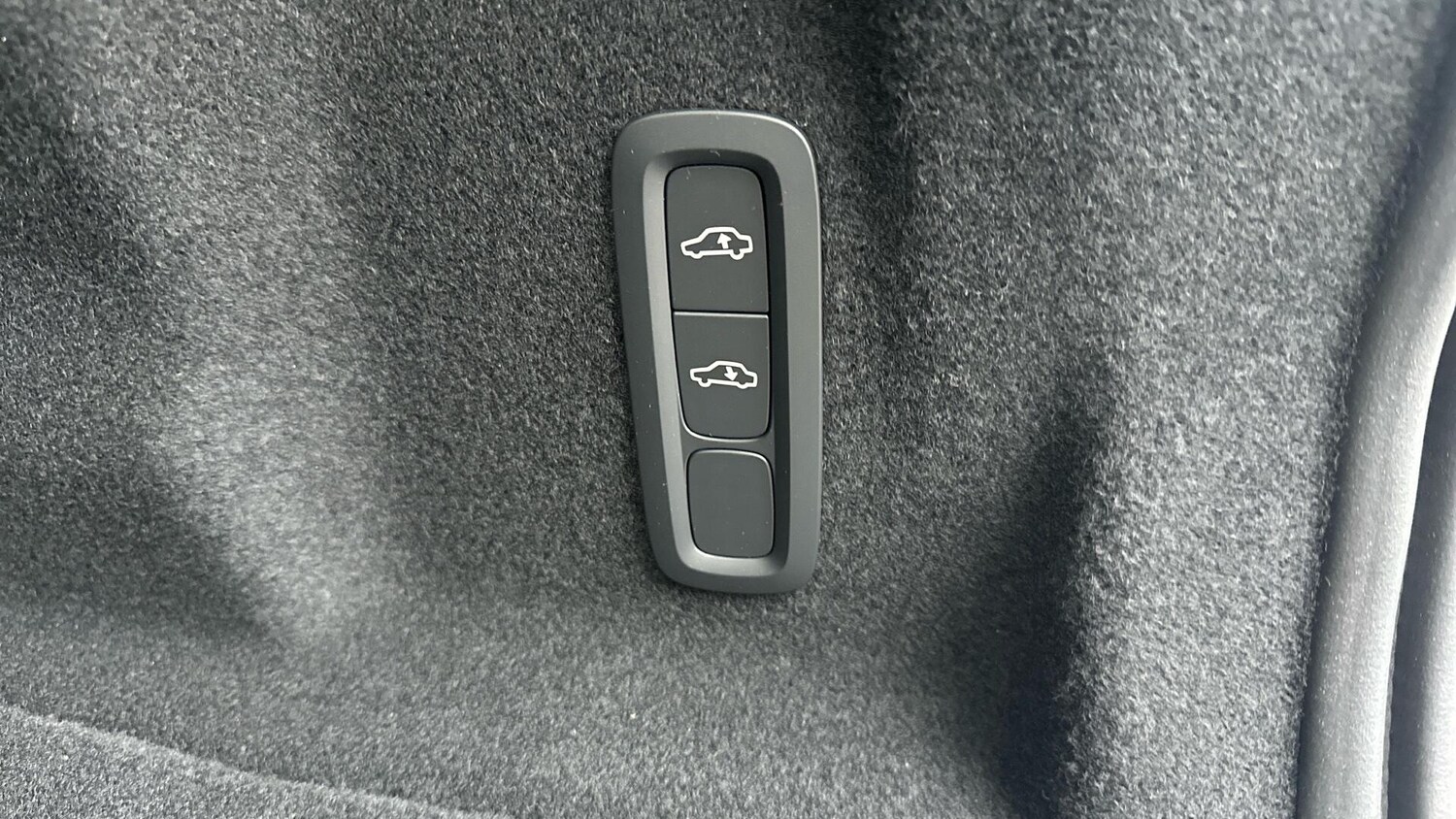 Used Volvo XC60 2026 for sale - 77484235: Photo 16