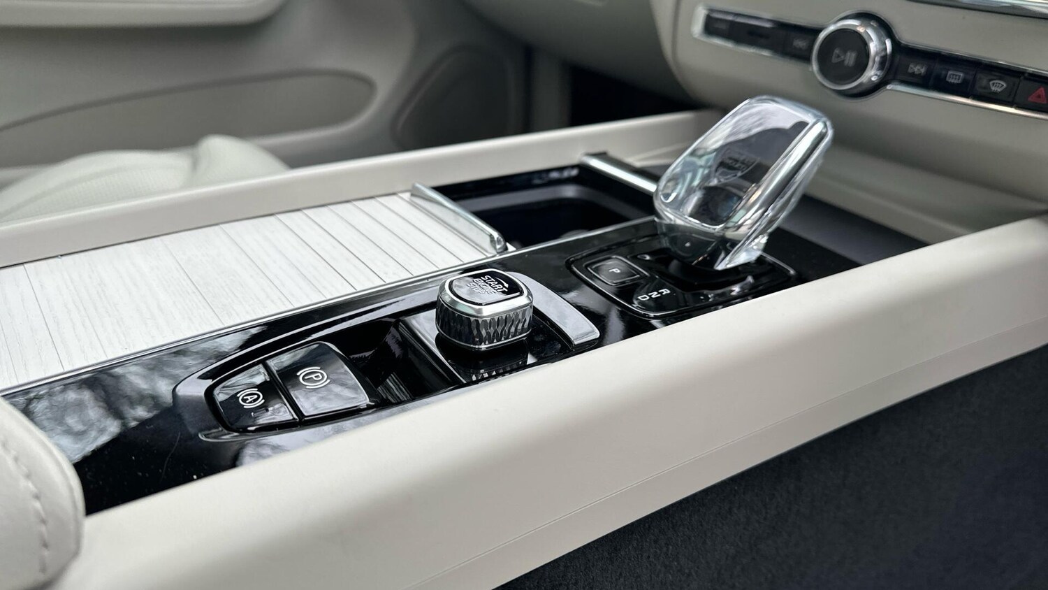 Used Volvo XC60 2026 for sale - 77484235: Photo 43