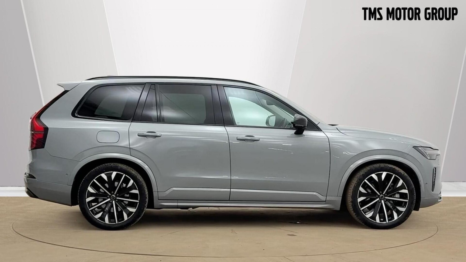 Used Volvo XC90 2025 for sale - 77723775: Photo 2