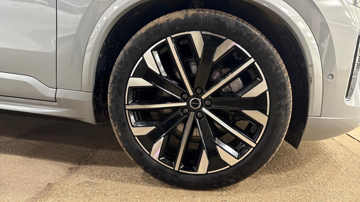 Used Volvo XC90 2025 for sale - 77723775: Photo 4