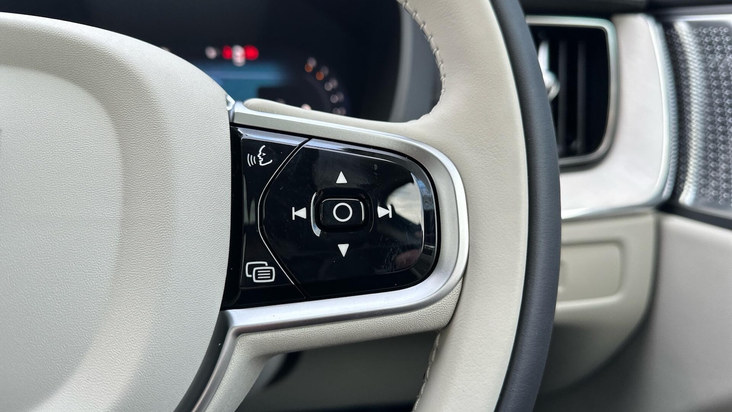 Used Volvo XC60 2026 for sale - 77330843: Photo 22