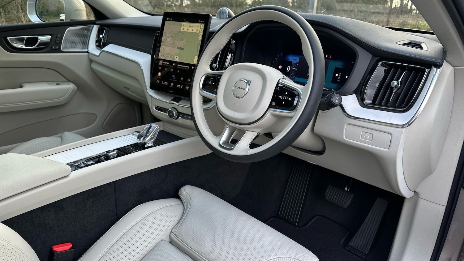 Used Volvo XC60 2026 for sale - 77330843: Photo 4