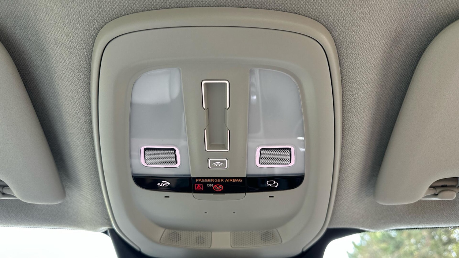 Used Volvo XC40 2025 for sale - 76337796: Photo 27