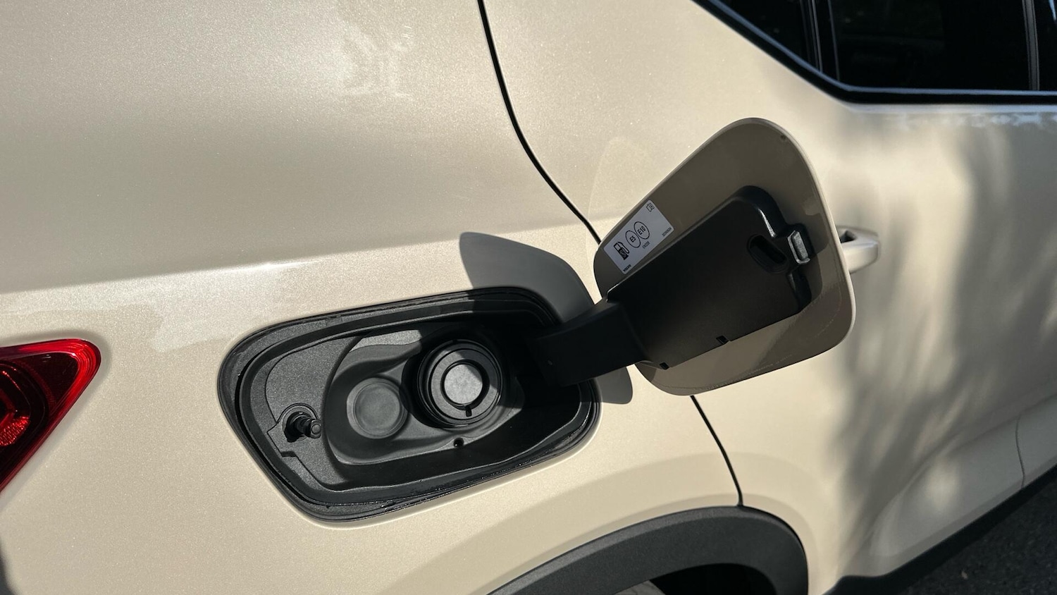 Used Volvo XC40 2025 for sale - 76337796: Photo 34