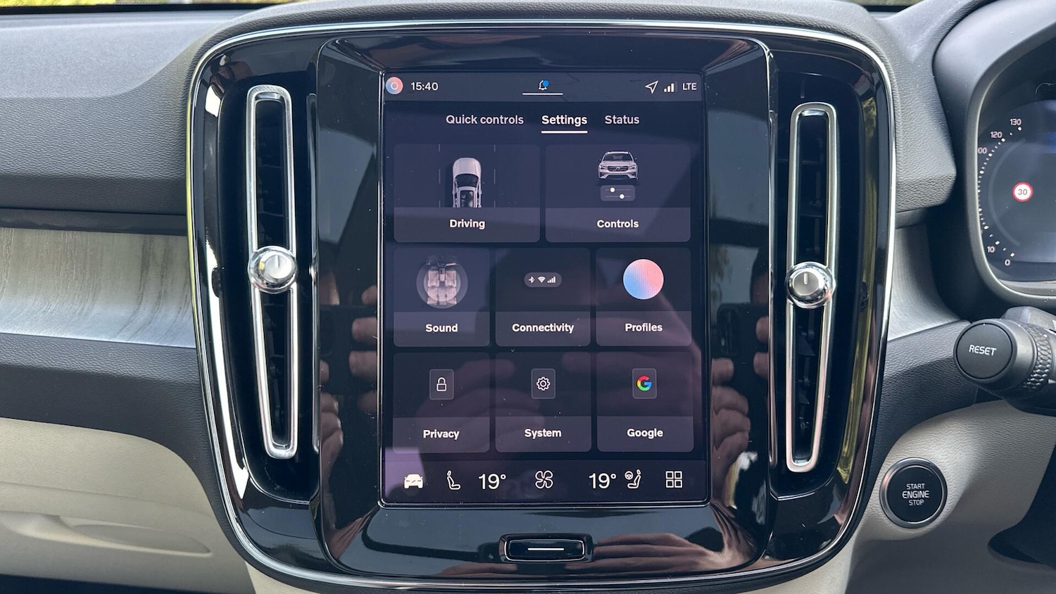 Used Volvo XC40 2025 for sale - 76337796: Photo 37