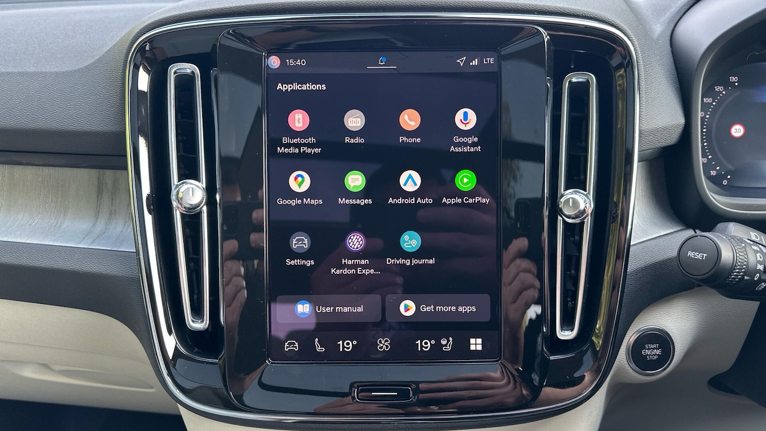 Used Volvo XC40 2025 for sale - 76337796: Photo 40